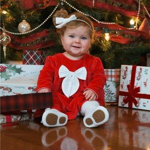 Kissy kissy red velvet dress